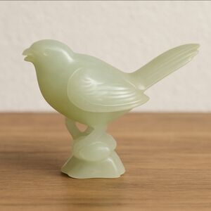 Vintage Mid-Century Carved Jade Bird Figurine (1960s–70s)